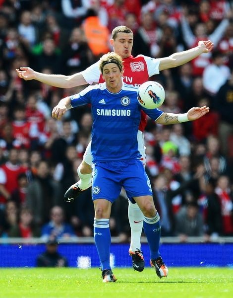 Fernando Torres bị kèm rất chặt và trận này anh không để lại nhiều dấu ấn